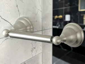 RollCaddy Toilet Paper Holder, Brushed Nickel, Single Post Design, 8.5'' x 3.5'' x 2.5''